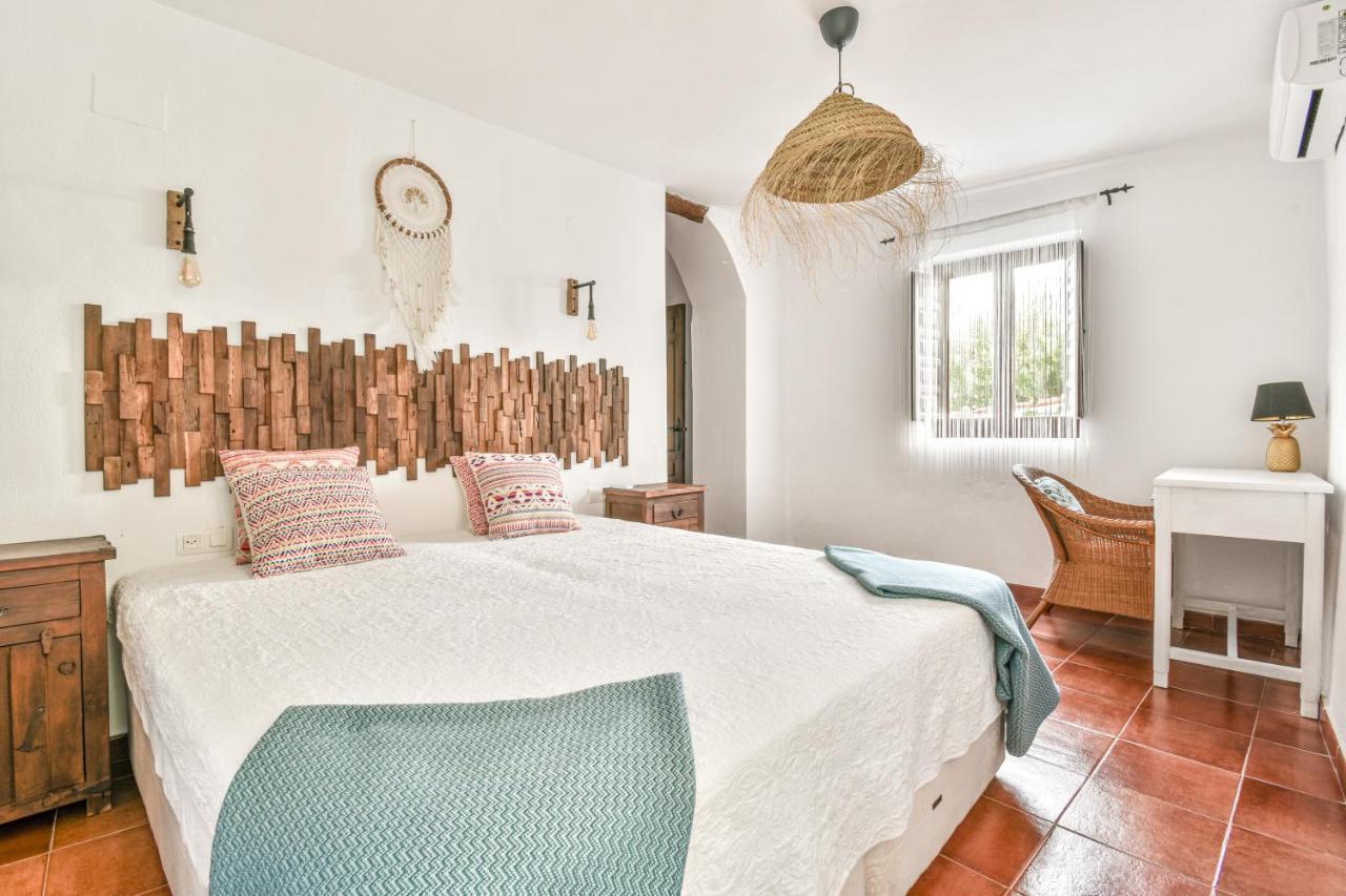 Casa Sol Y Aire - Vakantievilla In Dorp Met Prive Zwembad Pinos del Valle エクステリア 写真